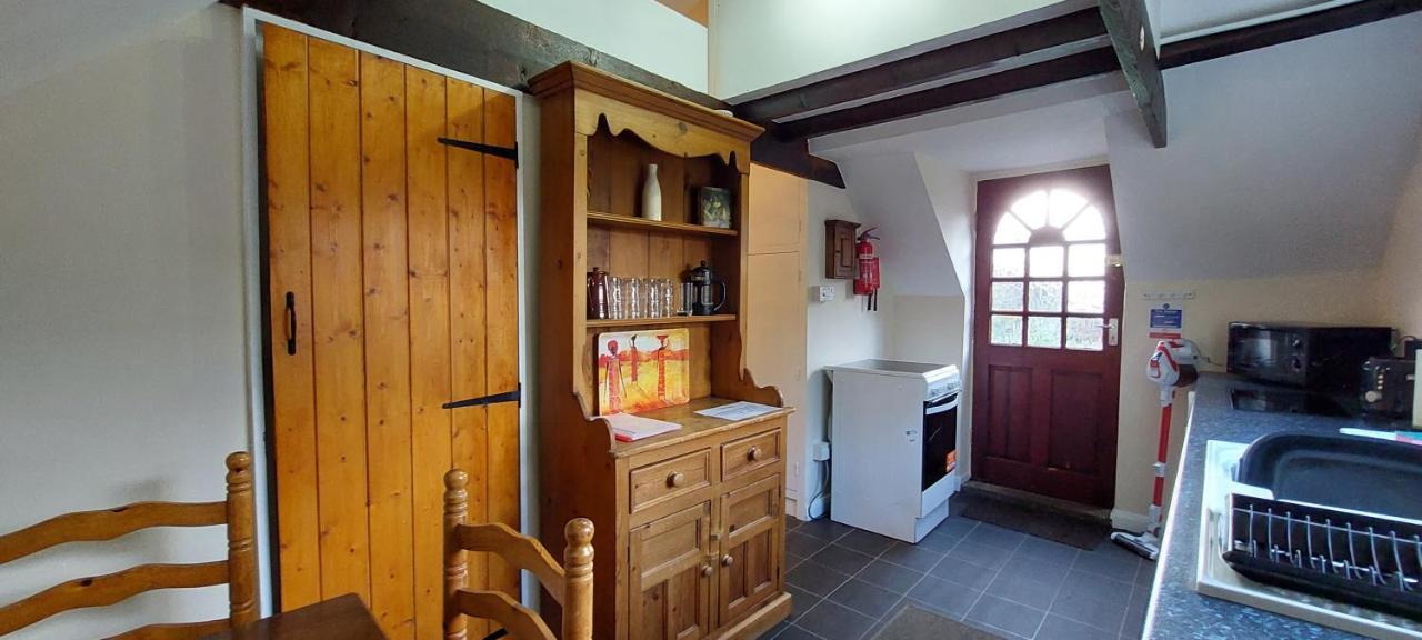 17Th-Century One Bed Studio With Parking & Garden! Elkesley ภายนอก รูปภาพ