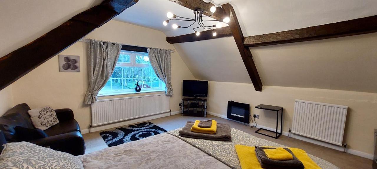 17Th-Century One Bed Studio With Parking & Garden! Elkesley ภายนอก รูปภาพ